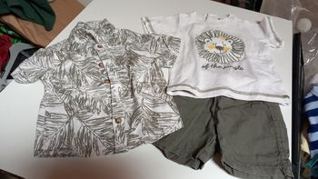 Ensemble lion. 3 mois