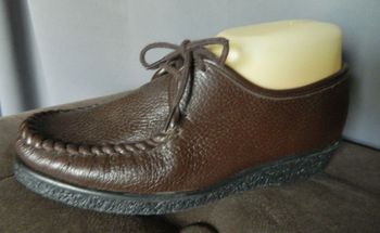 Chaussures neuves en cuir "Damart" T 36