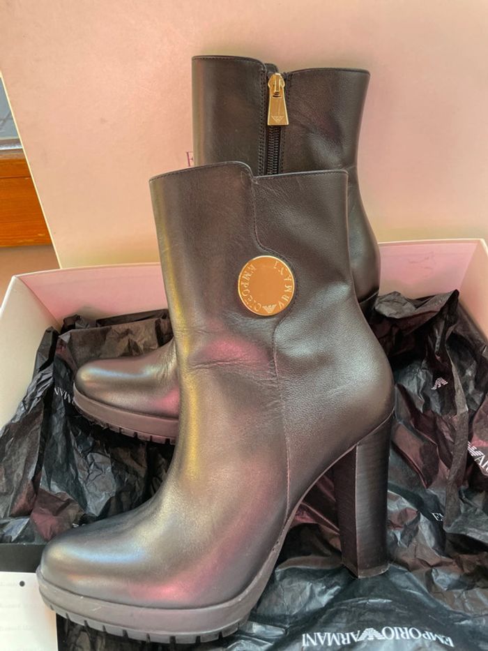 Emporio Armani Bottines noire taille 39 - photo numéro 6