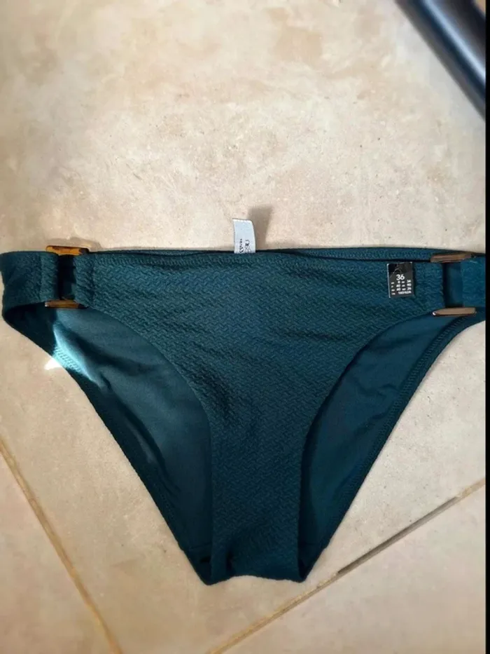 Bas de bikini femme Etam • Taille S (36) - photo numéro 2