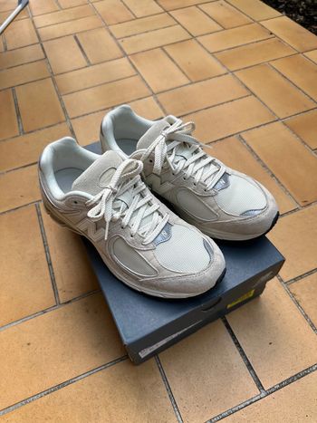 New balance 2002r calm taup p 42