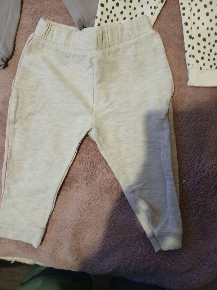 3 jogging 18 mois - photo numéro 4