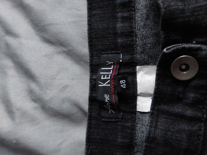 N°242  Jean avec élastique sur les coté. - photo numéro 3