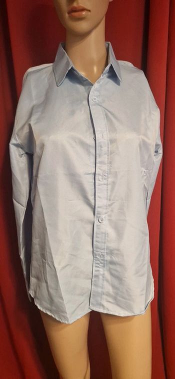 Jolie chemise bleu ciel taille XL homme