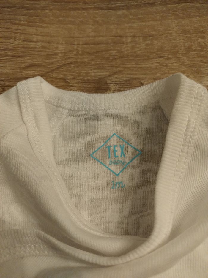 Lot de 3 bodies 1 mois - photo numéro 7