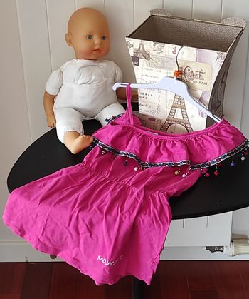 🌸 Haut fille – 8 ans (taille petit, convient 7 ans) 🌸