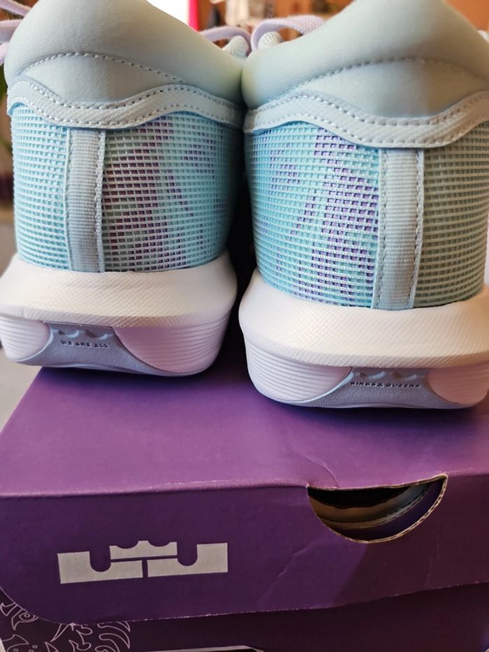 🔥Nike Lebron Witness VIII T.45🏀 - photo numéro 8