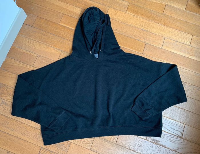 Sweat court Primark taille 42 - photo numéro 2