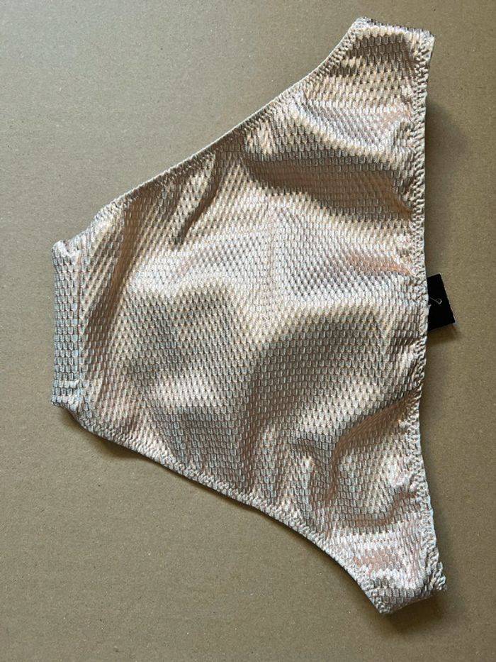 Bas de maillot - photo numéro 3