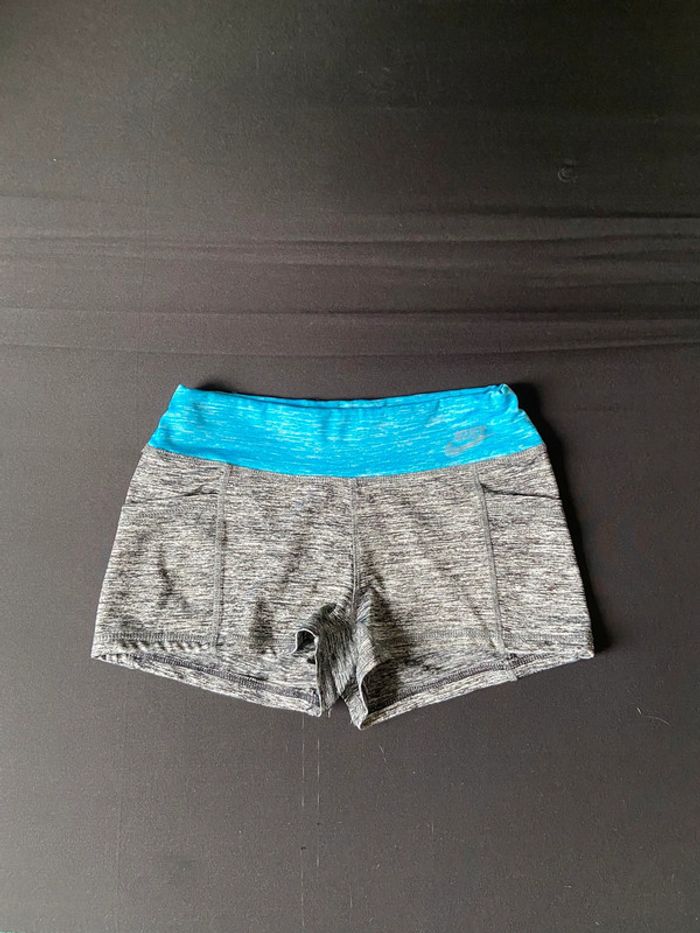 Short nike