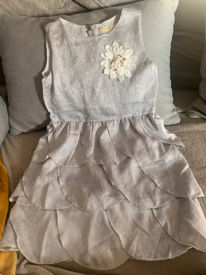 Robe de fête grise