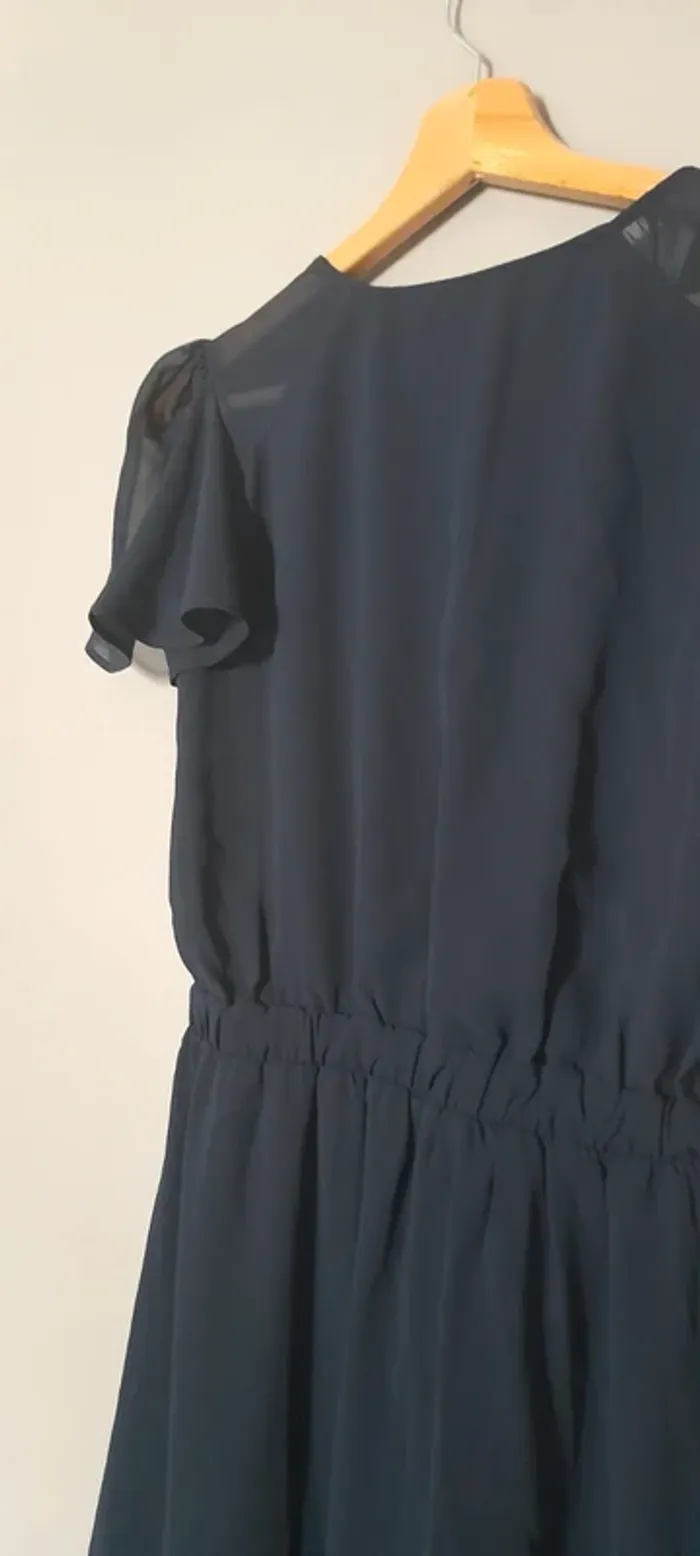 Robe fluide en cœur croisé - photo numéro 9