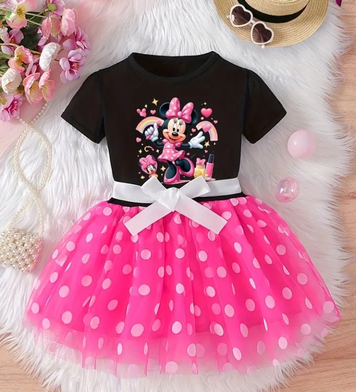 Robe Minnie jupe en tulle 6 ans neuf sans