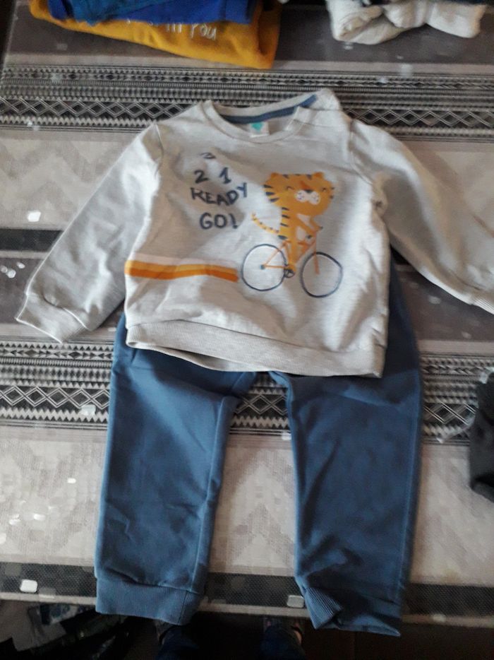 Lot de 2 ensembles - photo numéro 2