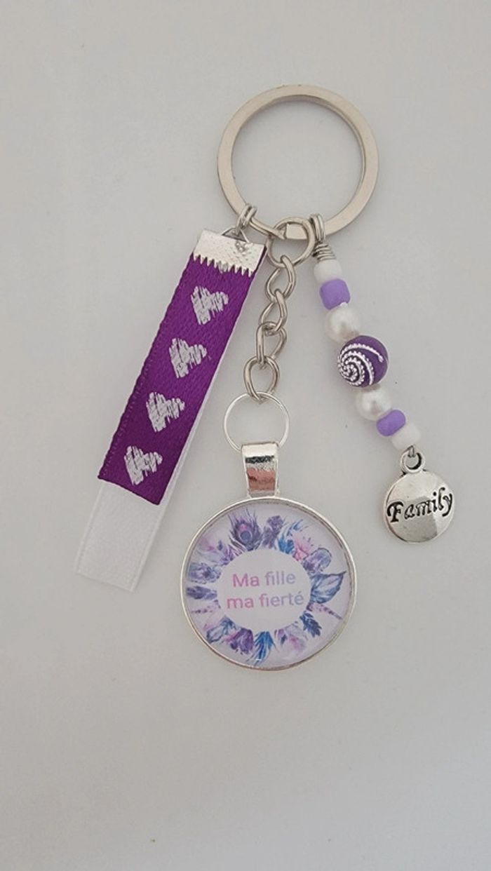 Cadeau ma fille, porte clé message bijoux de sac " ma fille ma fierté "