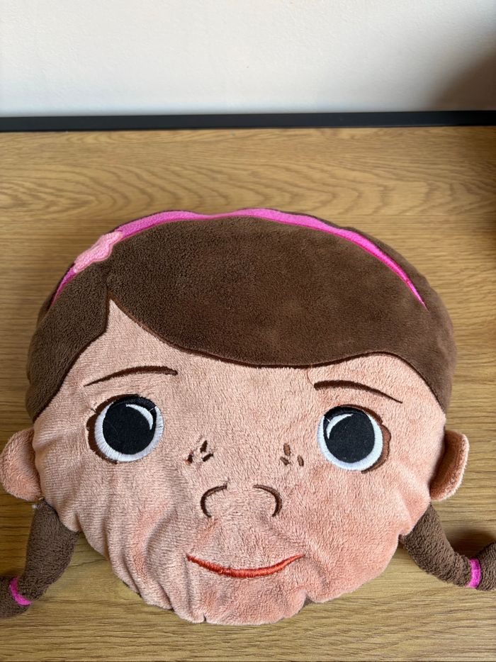 Coussin fille