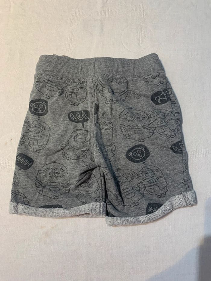 Short Minions C&A 92 cm - photo numéro 2