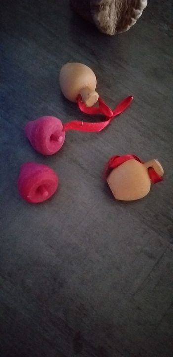 Sujets pour parfumer armoires