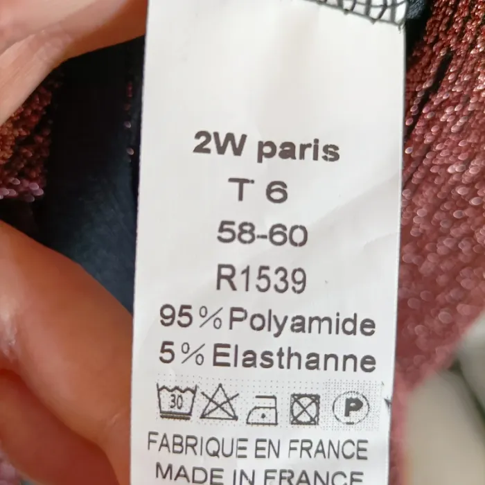 Robe bordeaux pailletée manches longues 2W Paris Taille 6 (58/60) A460 - photo numéro 7