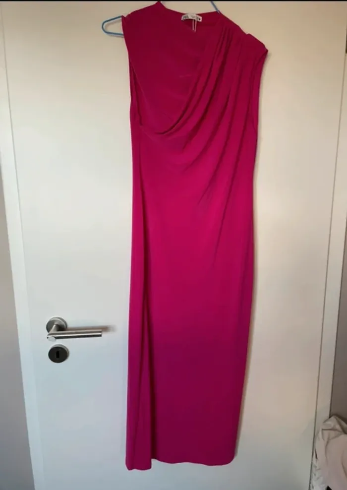 Robe longue rose - photo numéro 3