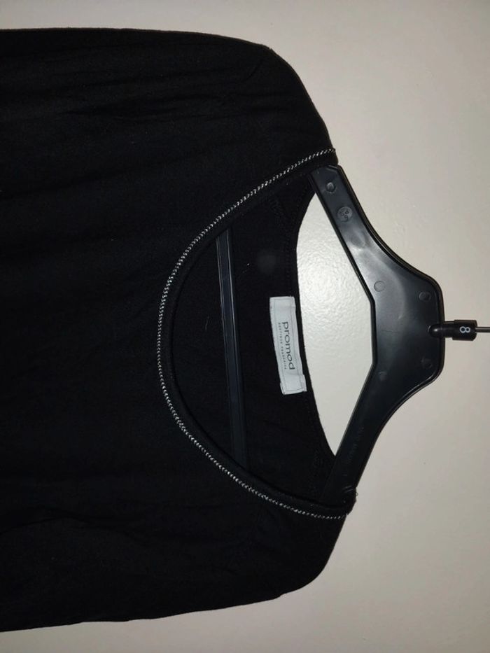 Pull noir - photo numéro 2