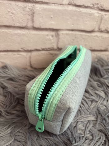 Plumier gris