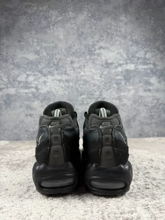 Nike Air Max 95 - Black Anthracite - Black & Grey - photo numéro 4