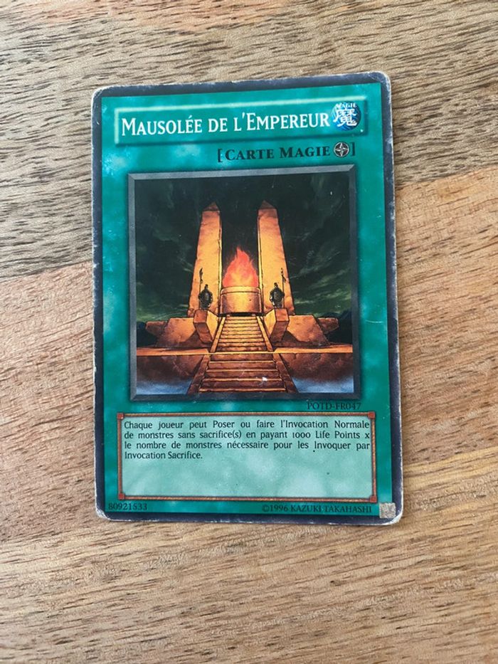 Carte Yu-Gi-Oh! Mausolée de l’empereur POTD-FR047 1996