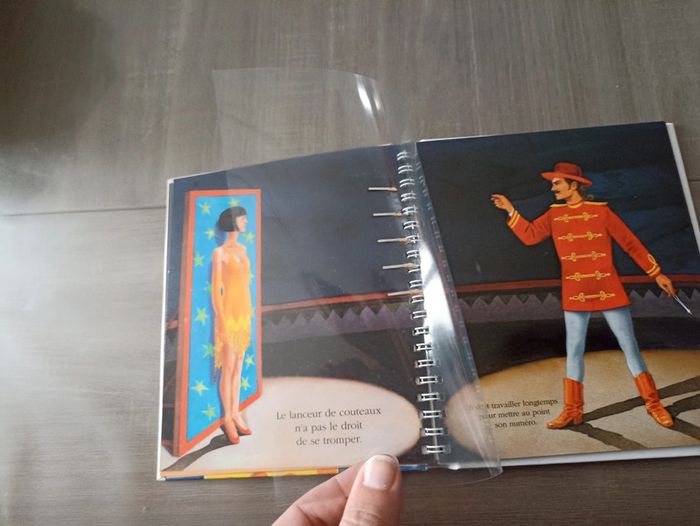 Livre le cirque - photo numéro 3