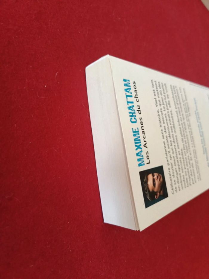 Les arcanes du chaos " Maxime Chattam " Pocket - photo numéro 17