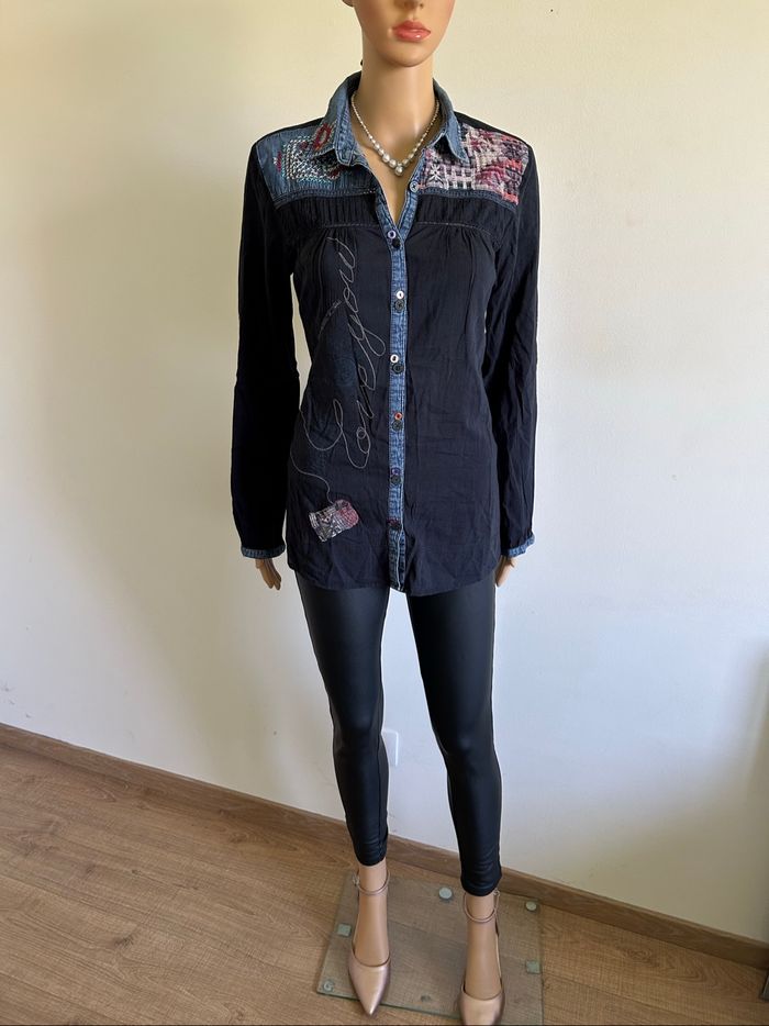 Chemise bleue bi matière Desigual taille M TBE - photo numéro 3