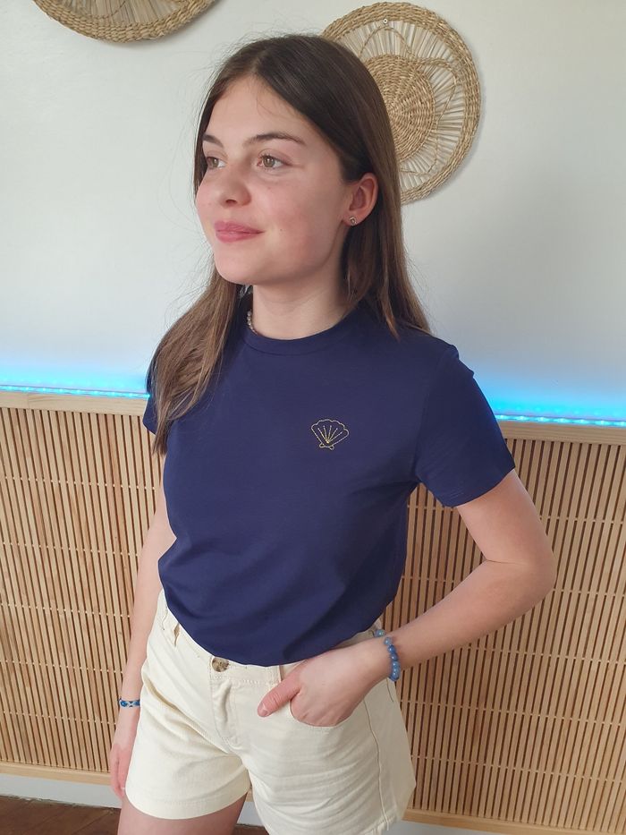 T-shirt bleu marine Coquillage Taille 8 ans