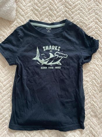 Tee-shirt « Shark » Kiabi 5 ans