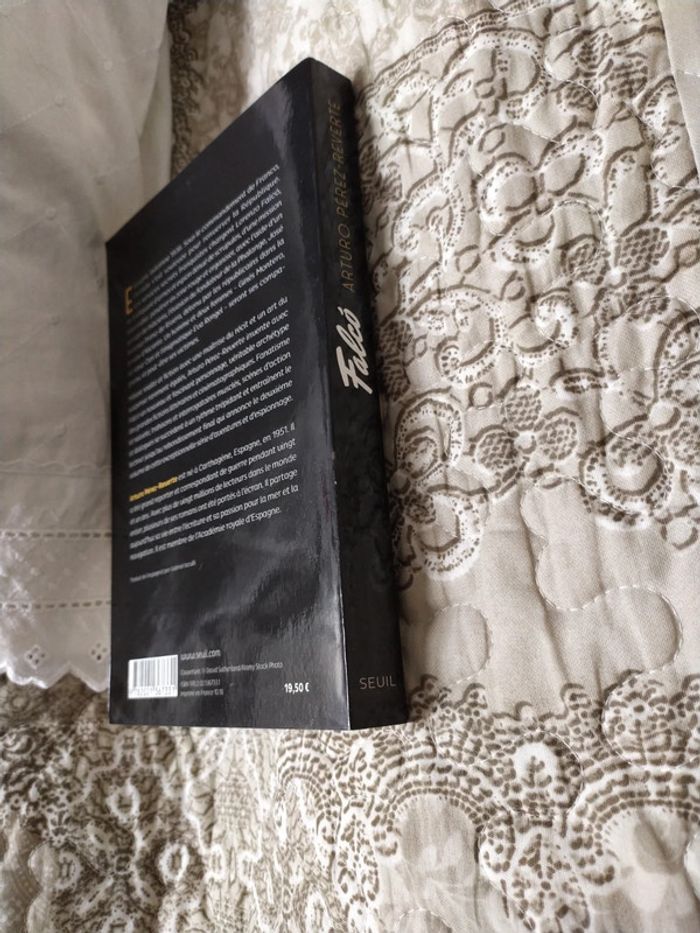 Falco de Arturo Pérez -Reverte - photo numéro 3