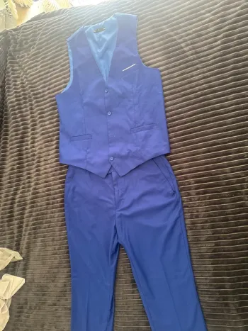 Costume de mariage bleu taille L + chemise blanche taille XXL – Élégance et style