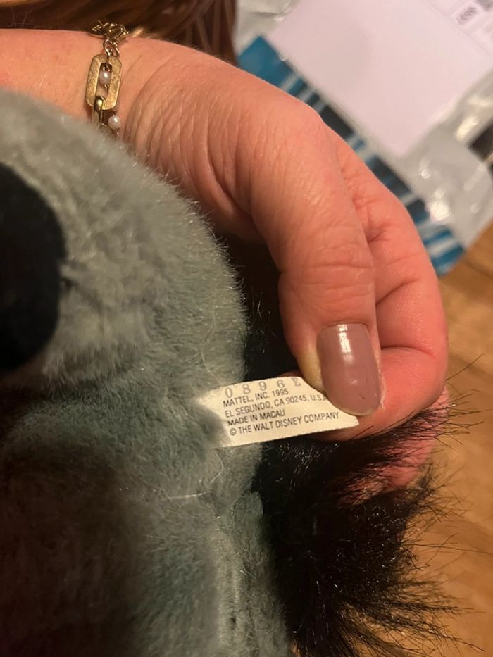 Meeko pocahontas Disney 1995 - photo numéro 4