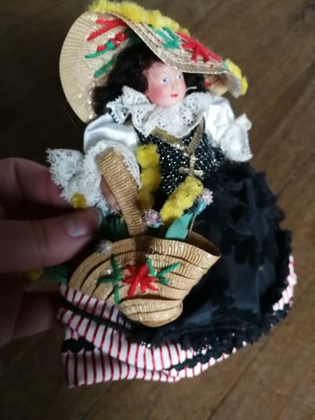 Niçoise poupée folklorique régionale de collection