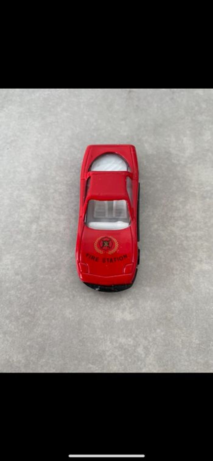 Jouet voiture de pompiers - photo numéro 2