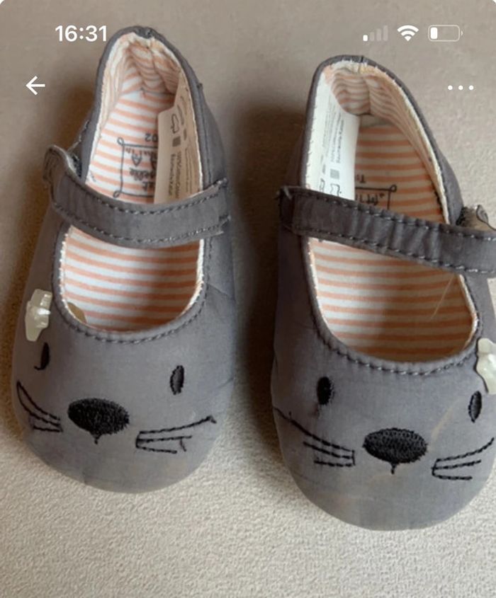 Lot 3 paires de chaussons bébé fille tailles 16 et 19 - Cadet Rousselle Hello Kitty Obaïbi - photo numéro 14