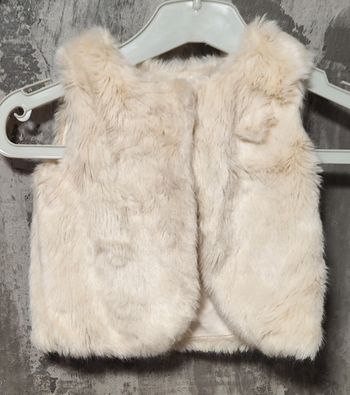 Gilet fausse fourrure bébé