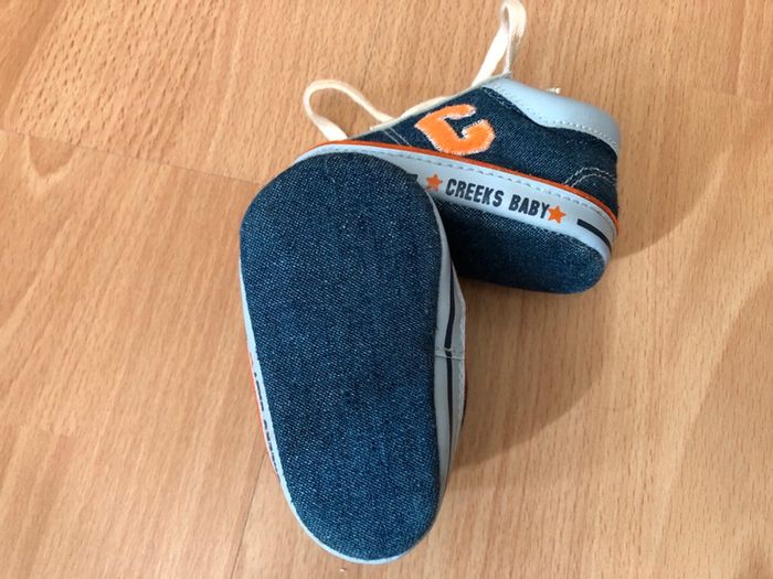 Jolie paire de chaussures/baskets Creeks T. 16-17 garçon TBE - photo numéro 3