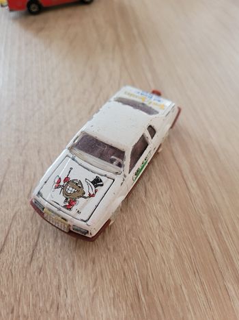 Voiture majorette vintage ford thunderbird