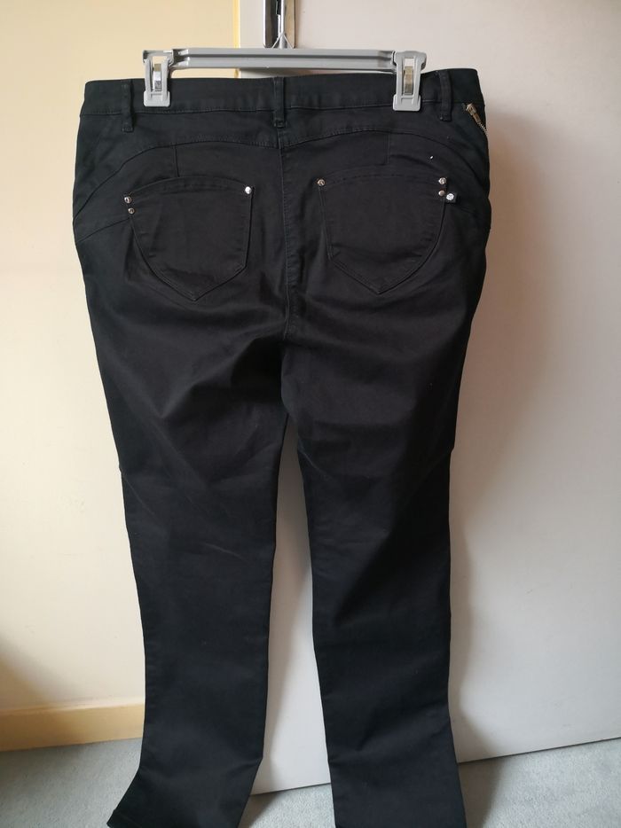 Pantalon noir - photo numéro 2