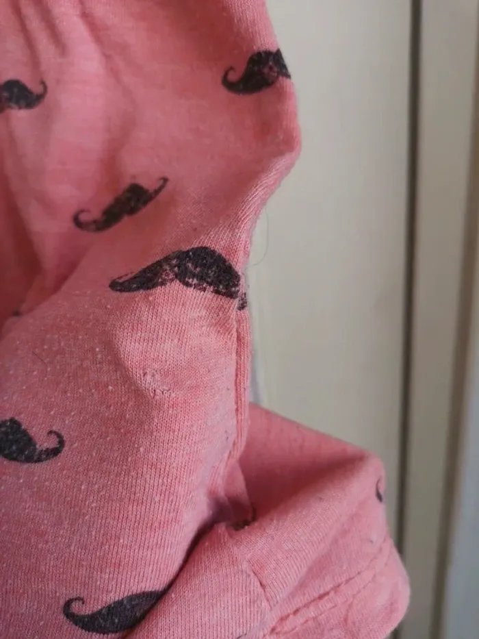 T shirt Femme - Motifs moustaches taille 44 - photo numéro 2