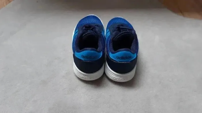 Chaussures / baskets adidas "lite racer" pointure 23 état neuves - photo numéro 3