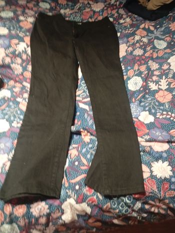 Vend pantalon noirs