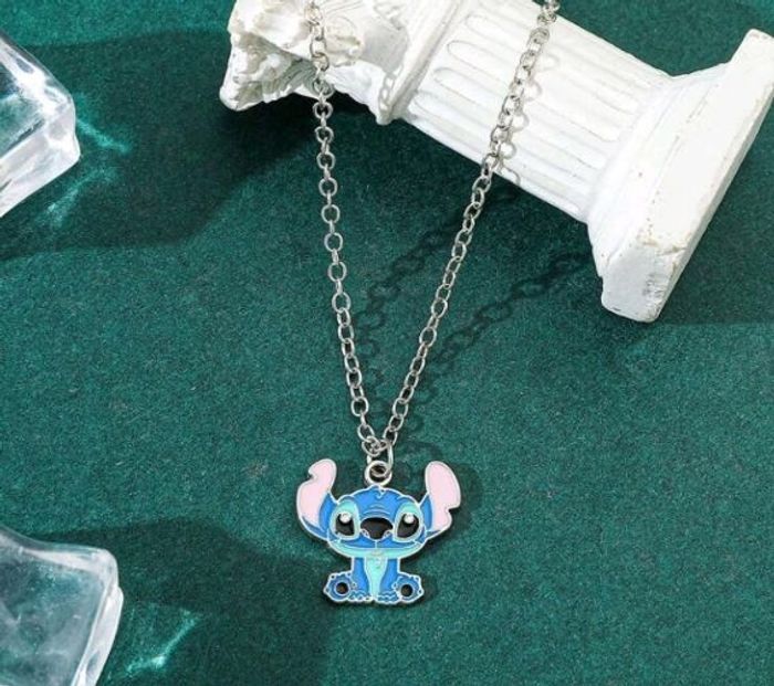 Collier stitch neuve