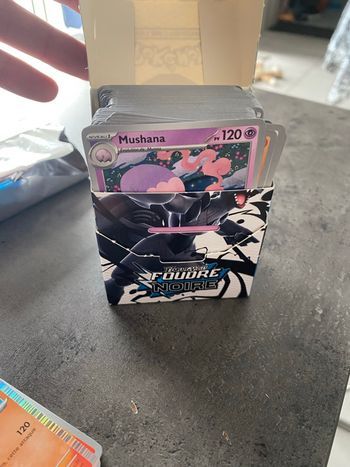 Lot de 100 cartes Pokémon EV10.5 Flamme Blanche Foudre Noire