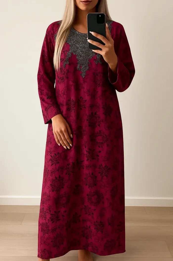 🩷 Jolie robe orientale fuchsia à col V brodé taille M.