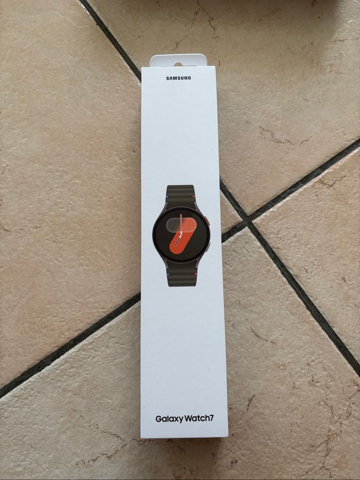 Galaxy Watch 7 NEUVE